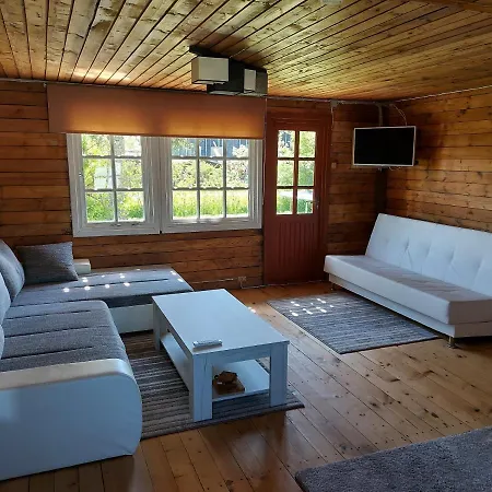 Holiday home Papli Suvemajake *
