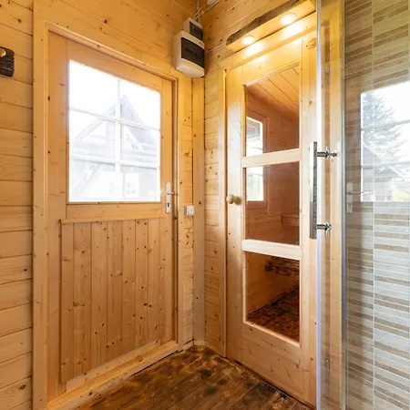 Papli Suvemajake * Haapsalu